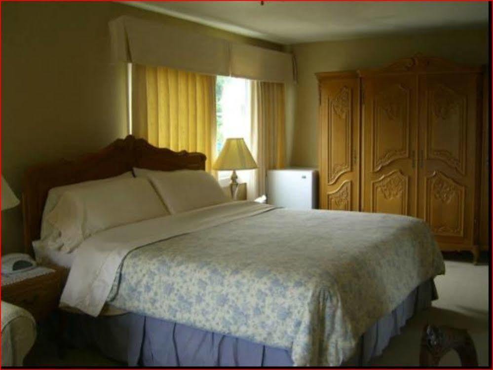 Bluecrest Bed And Breakfast Niagara Falls Extérieur photo